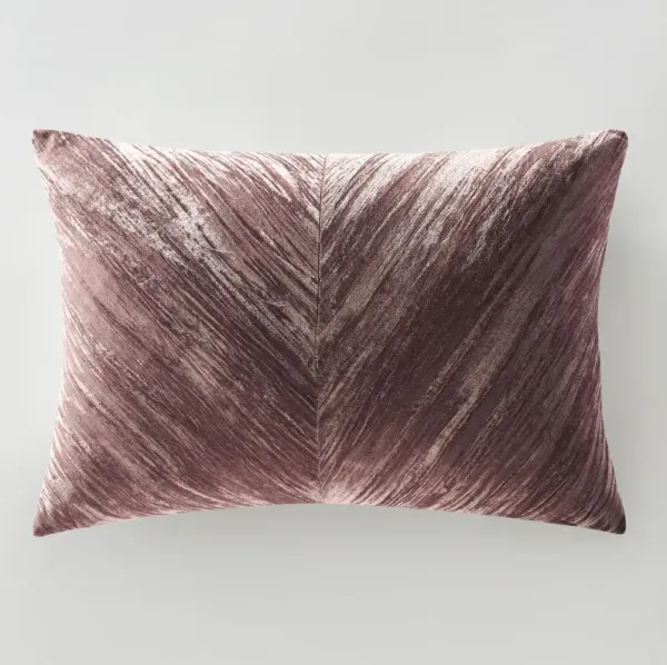 Elara Velvet Lumbar 14" x 20" - Dusty Mauve
