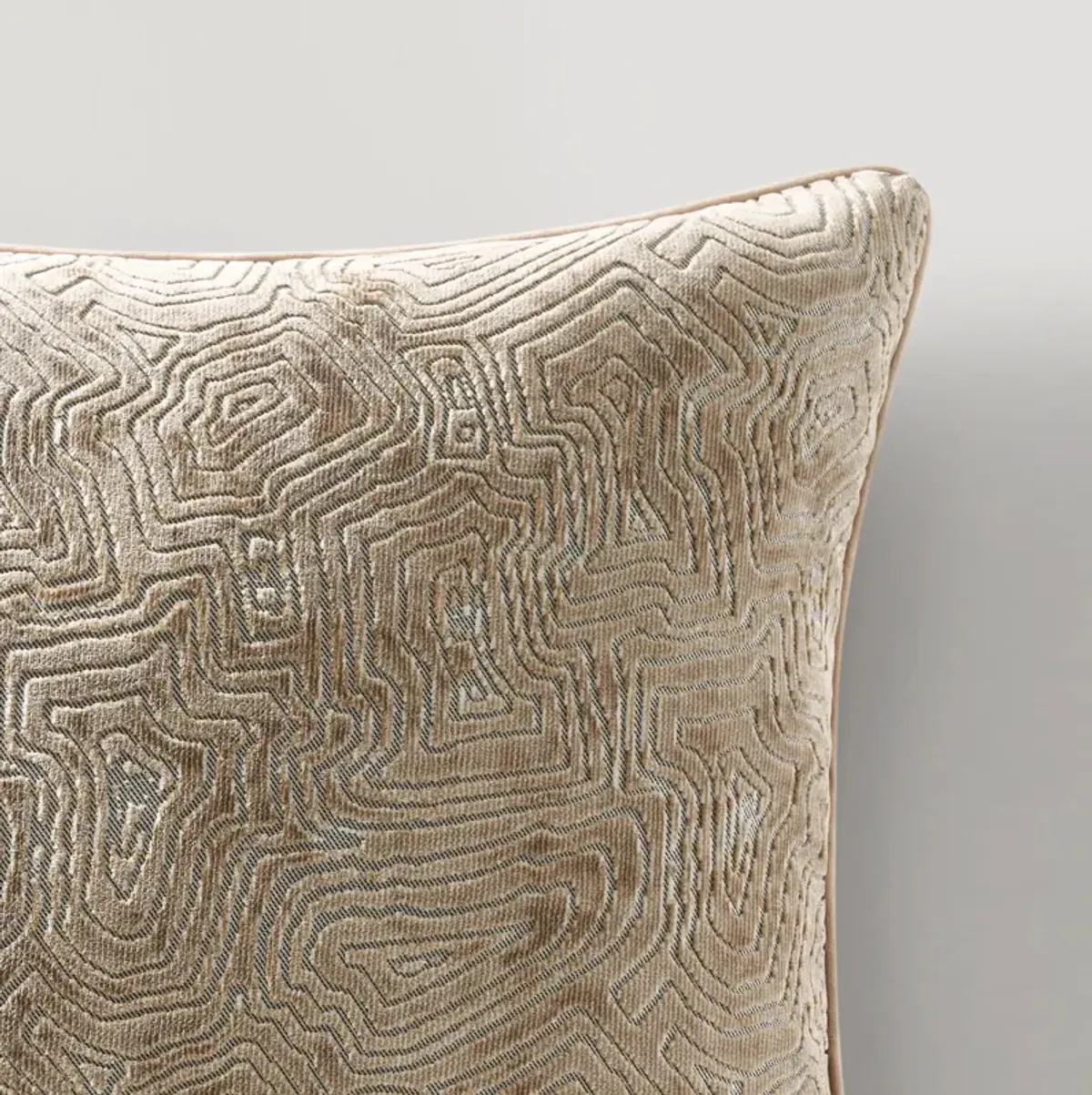 Geode Velvet Pillow 22" - Tan