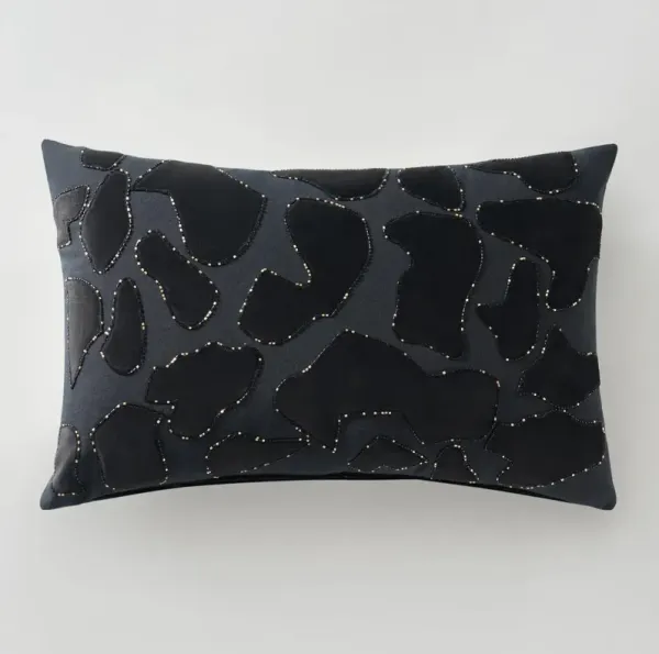Wylder Lumbar 14" x 22" - Black