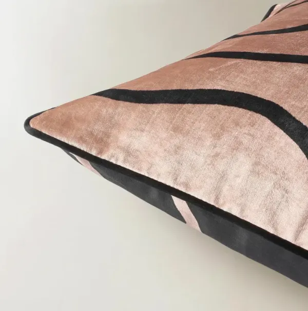 Solana Dual Side Pillow 22"