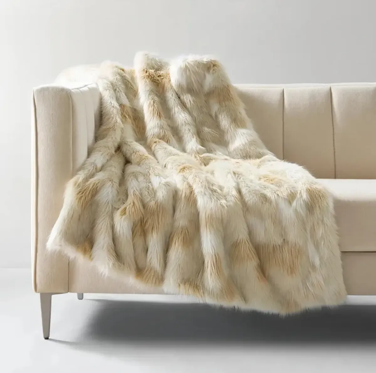 Edurn Spotted Throw 50" x 60"