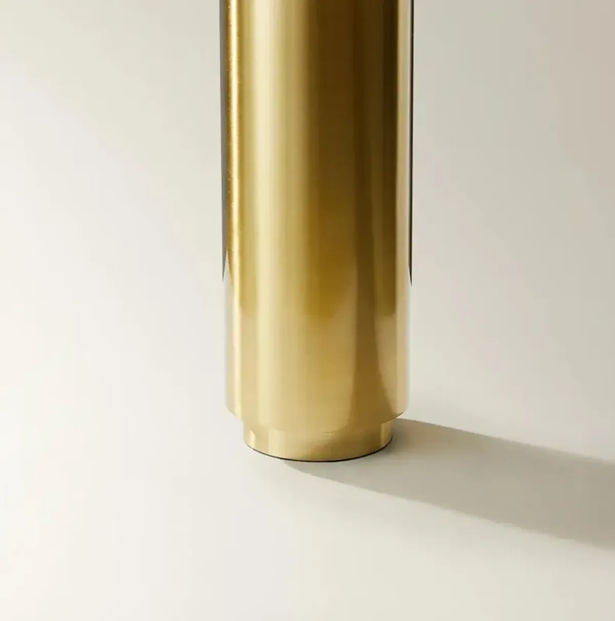 Sibyl Metal Table Lamp